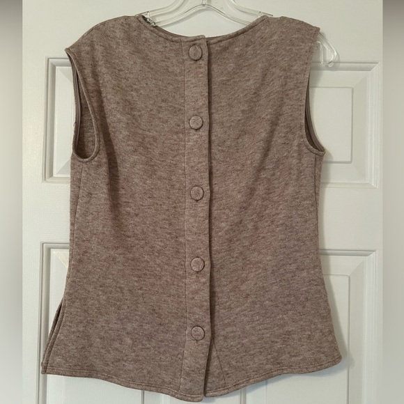 Asymmetrical cashmere-feel sleeveless button-back sweater - Picture 2 of 4